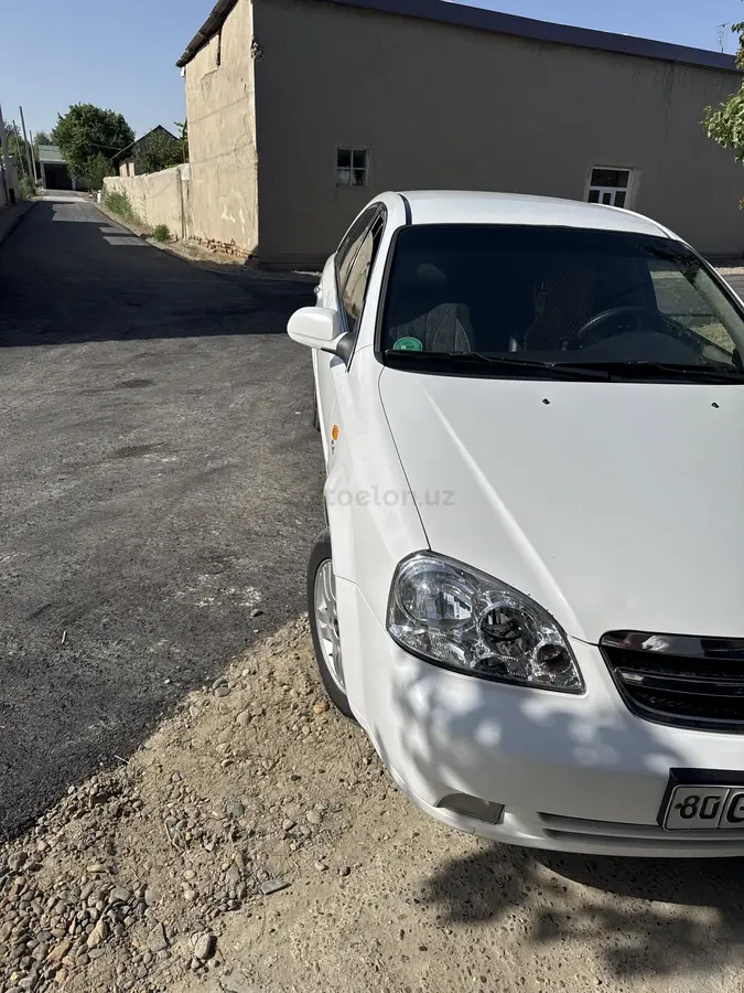 Chevrolet Lacetti,  2 позиция