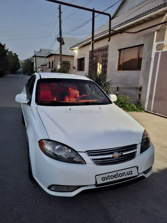 Chevrolet Gentra,  2 позиция
