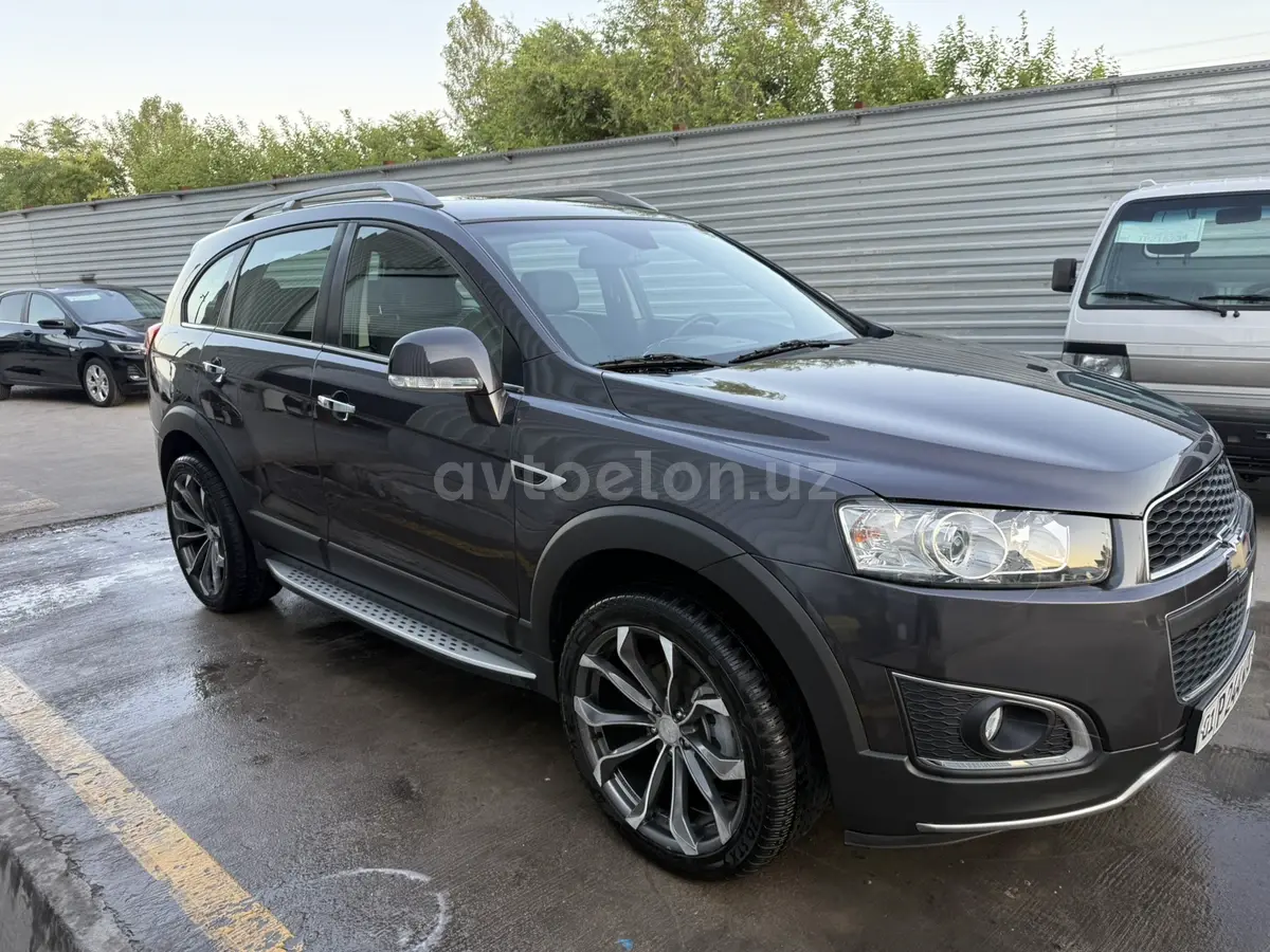 Chevrolet Captiva,  3 позиция