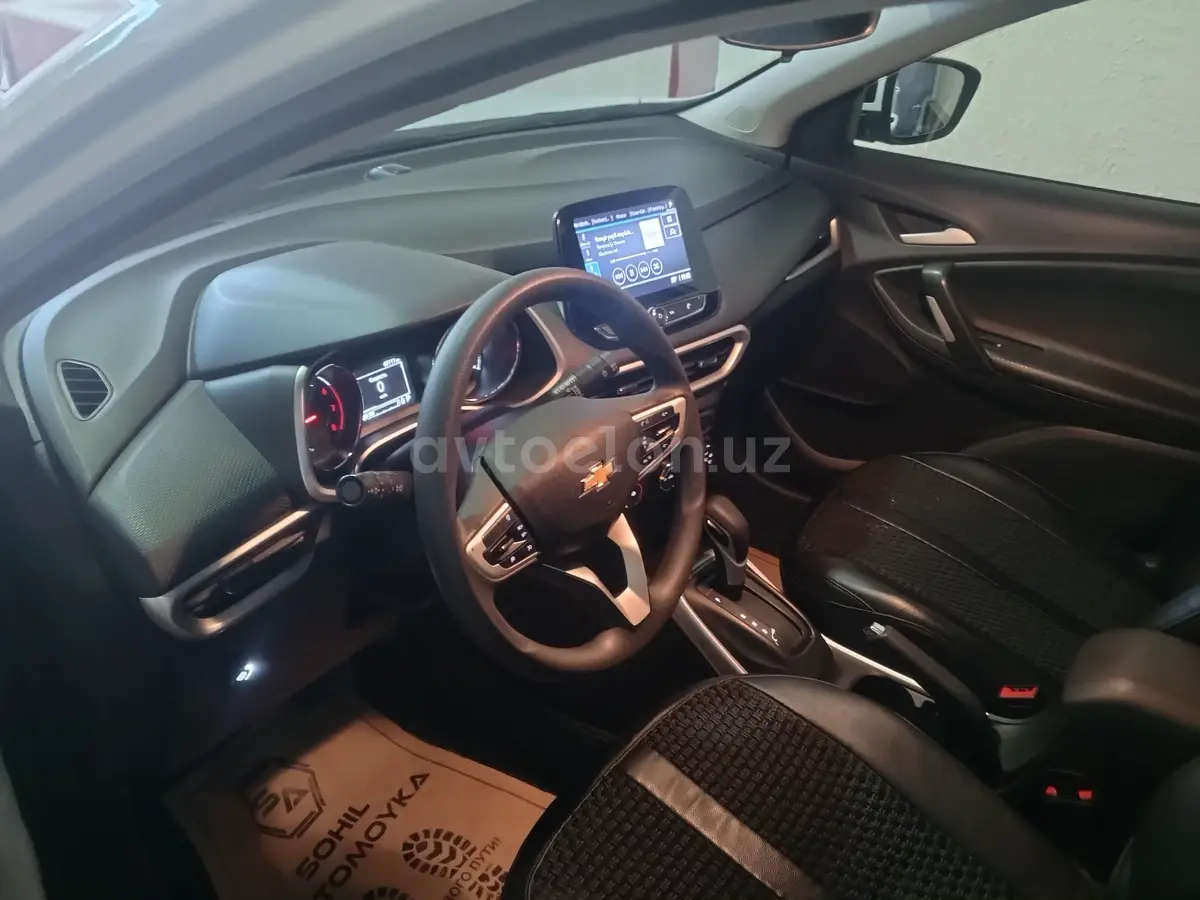 Chevrolet Tracker 2