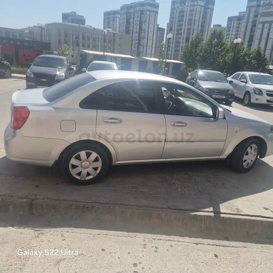 Chevrolet Gentra,  3 позиция