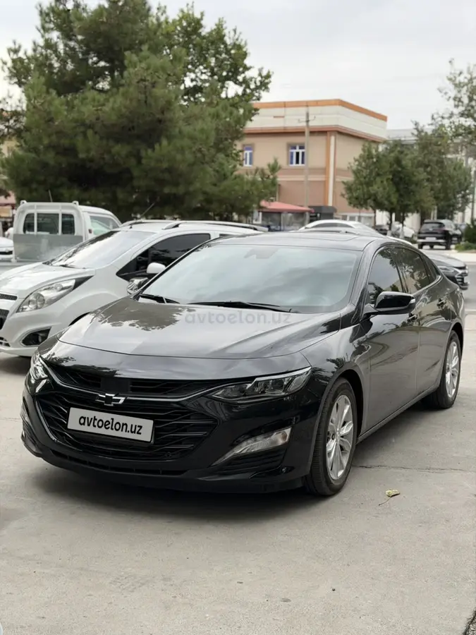 Chevrolet Malibu 2