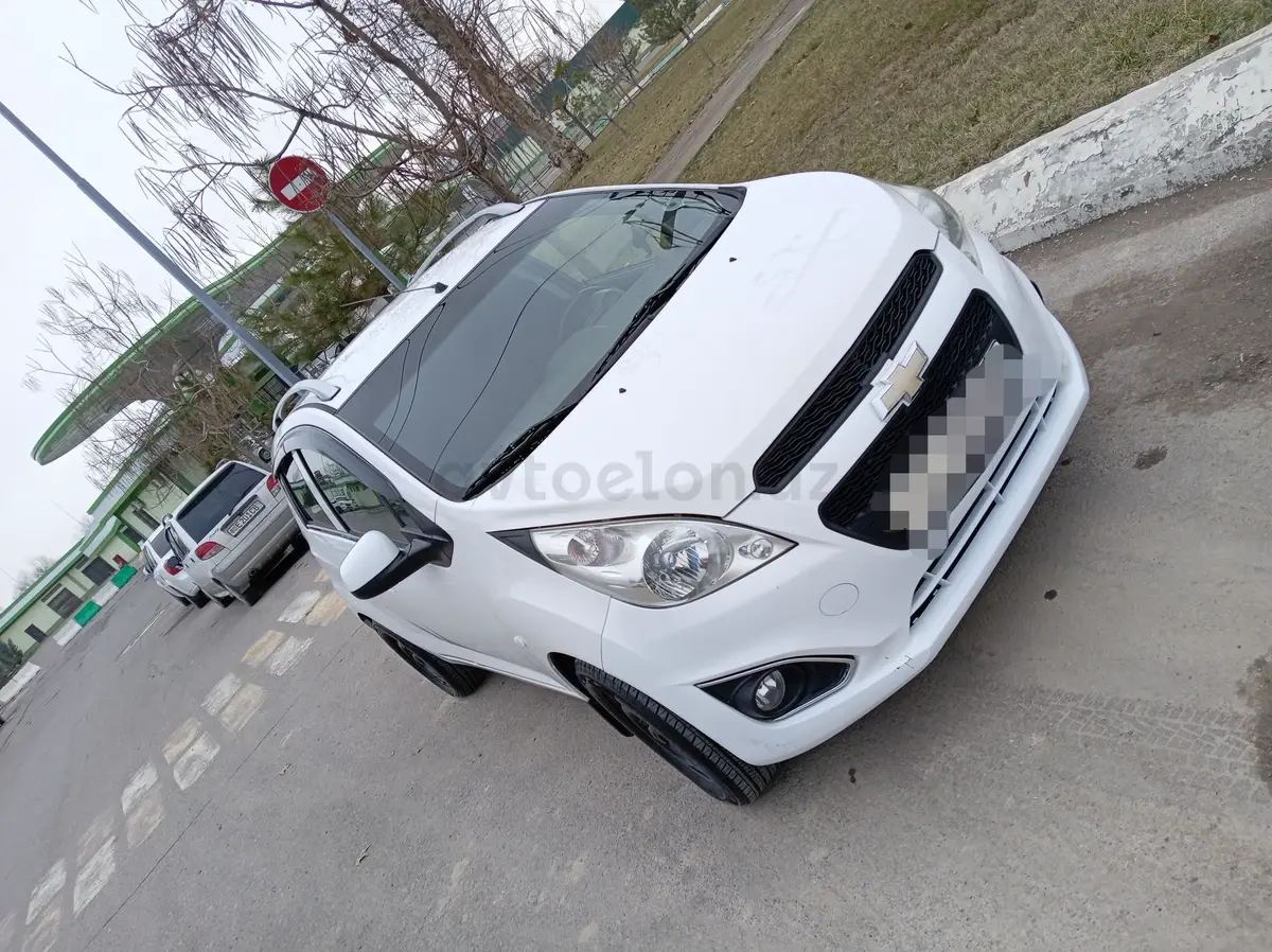 Chevrolet Spark,  3 позиция