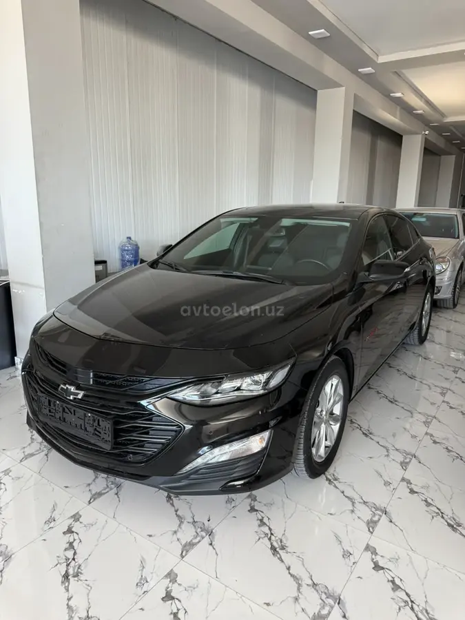 Chevrolet Malibu 2