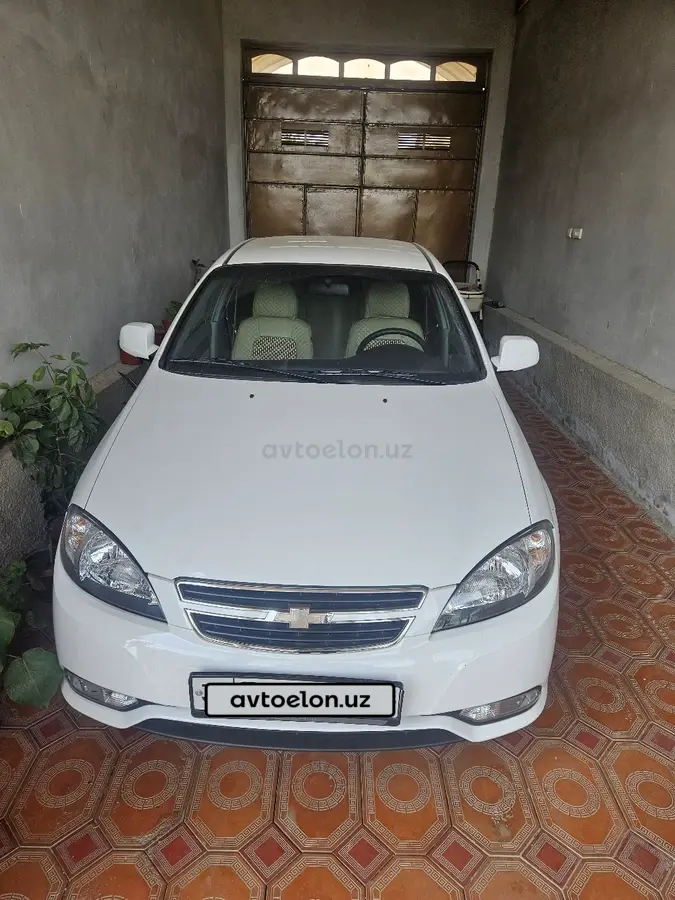 Chevrolet Gentra,  1 позиция
