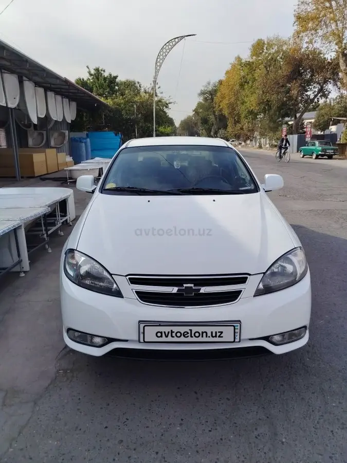 Chevrolet Gentra,  1 позиция