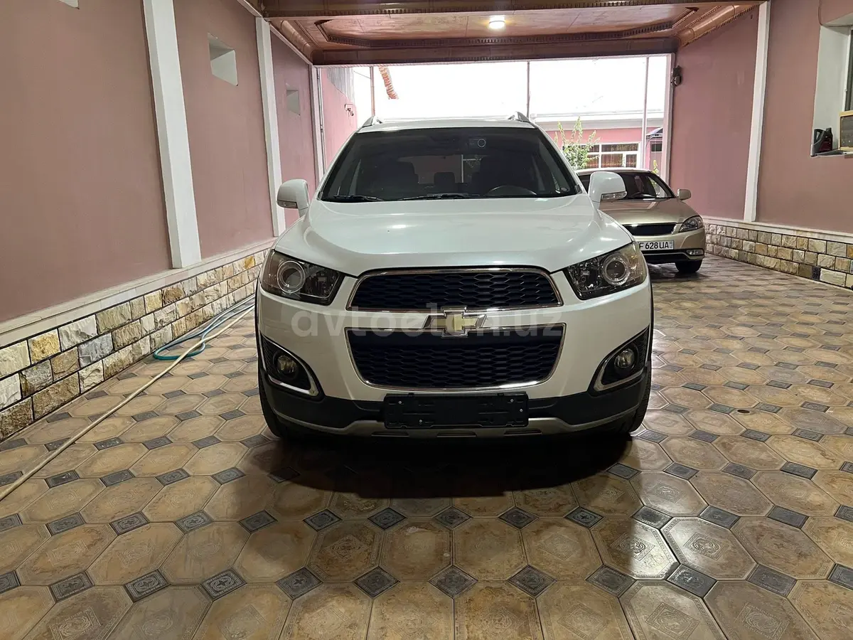Chevrolet Captiva,  3 позиция