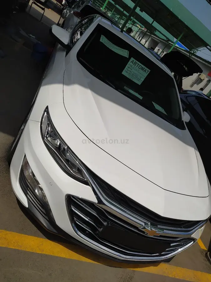 Chevrolet Malibu 2